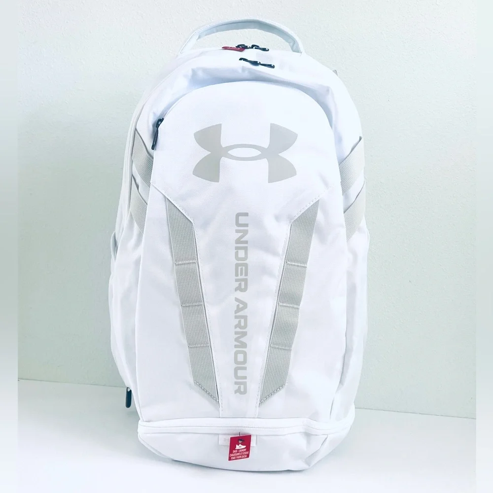 Under Armour dimensions 20”